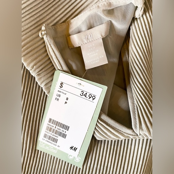 NWT H&M flowy blouse - Picture 5 of 7